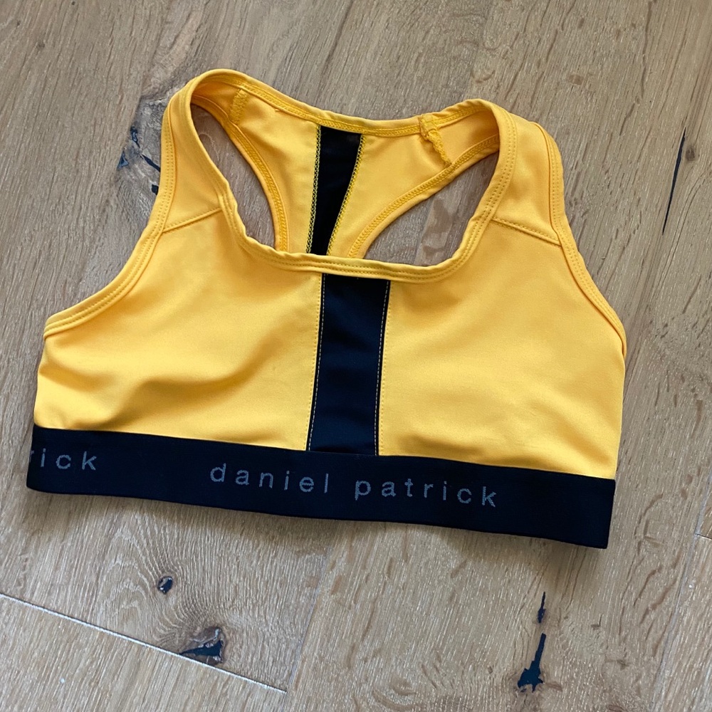 Daniel Patrick Yellow/black sports bra SZ sml